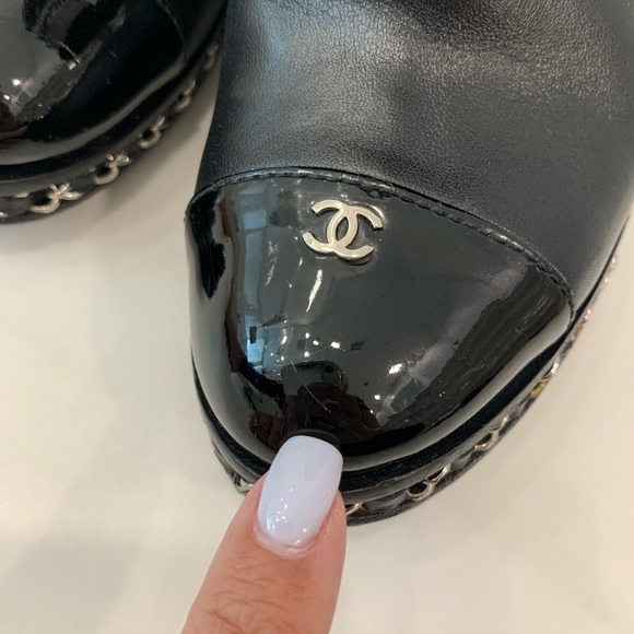 SOLD. CHANEL boots 38 run small - Picture 10 of 14